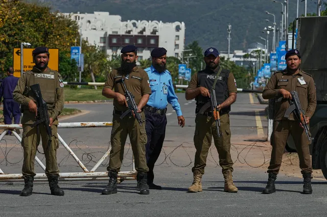 Iran rút khỏi các cuộc đàm phán hòa bình ở Pakistan- Ảnh 1. Iran rút khỏi các cuộc đàm phán hòa bình ở Pakistan- Ảnh 1.