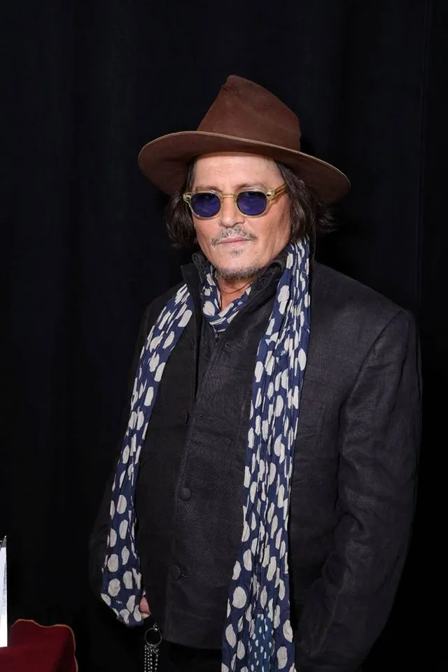 Johnny Depp trở lại - Ảnh 3.