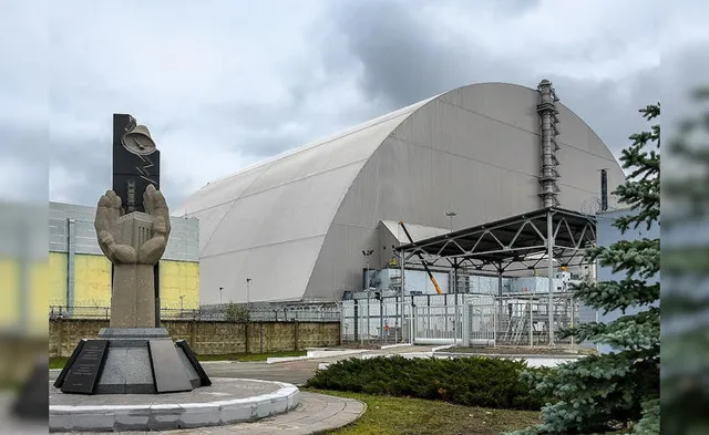 Ukraine cảnh báo nhiều tên lửa Nga bay gần nhà máy điện hạt nhân Chernobyl- Ảnh 1. Ukraine cảnh báo nhiều tên lửa Nga bay gần nhà máy điện hạt nhân Chernobyl- Ảnh 1.