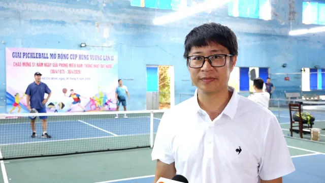 Rộn ràng sân đấu pickleball: Lan tỏa tinh thần thể thao dịp lễ Giỗ tổ Hùng Vương và 30/4- Ảnh 1. Rộn ràng sân đấu pickleball: Lan tỏa tinh thần thể thao dịp lễ Giỗ tổ Hùng Vương và 30/4- Ảnh 1.