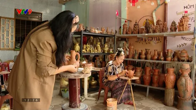 Giữ gìn di sản gốm Chăm trong nhịp sống số
