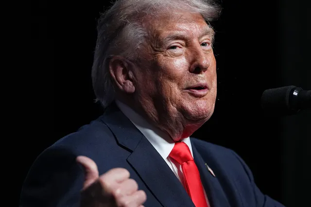 Tổng thống Trump cảnh báo có thể nối lại tấn công Iran - Ảnh 1. Tổng thống Trump cảnh báo có thể nối lại tấn công Iran - Ảnh 1.