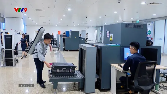 Cảnh giác rủi ro khi xách hộ hành lý qua đường hàng không