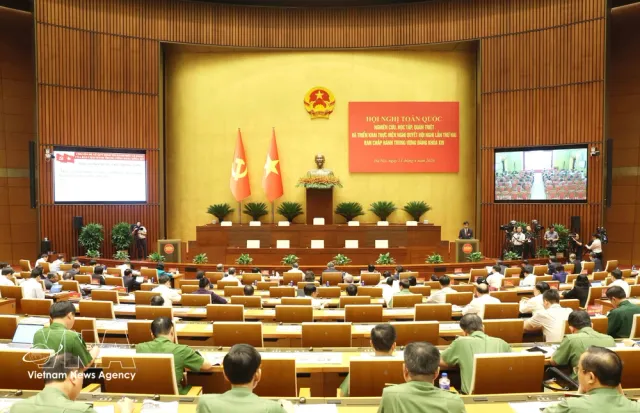 Regulation on Party Statutes enforcement disseminated to Party members nationwide - Ảnh 1.