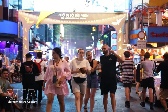 Ha Noi, Ho Chi Minh City among worlds top 100 walkable cities - Ảnh 1.