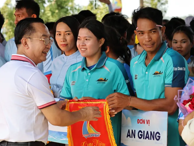 400 VĐV về Hồ Đá Bàng tham dự Giải Đua thuyền truyền thống vô địch các tay chèo xuất sắc quốc gia năm 2026- Ảnh 1.