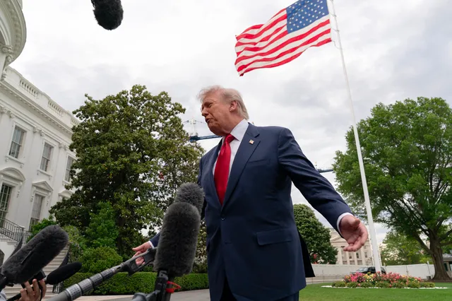 Tổng thống Trump sẵn sàng chuyển quân Mỹ đồn trú ở Đức sang Ba Lan- Ảnh 1.