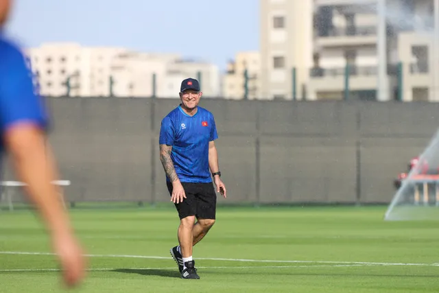 HLV Cristiano Roland: "Đã có cơ hội tiến xa, U17 Việt Nam sẽ nỗ lực hết mình"- Ảnh 2. HLV Cristiano Roland: "Đã có cơ hội tiến xa, U17 Việt Nam sẽ nỗ lực hết mình"- Ảnh 2.