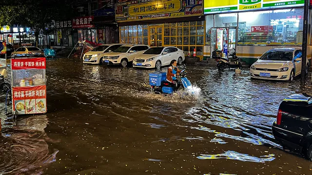 Trung Quốc cảnh báo mưa lớn trên diện rộng - Ảnh 1. Trung Quốc cảnh báo mưa lớn trên diện rộng - Ảnh 1.