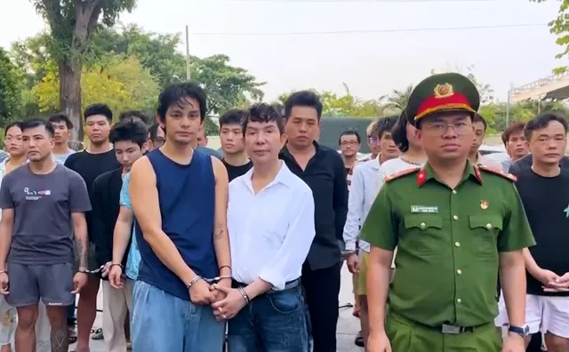 Báo động tình trạng ca sĩ sử dụng ma túy