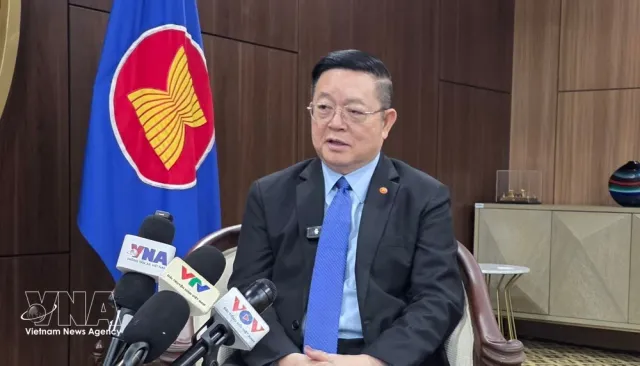 OP-ED: Vietnam affirms proactive, constructive role in ASEAN - Ảnh 2.