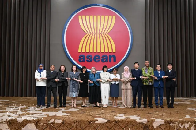 OP-ED: Vietnam affirms proactive, constructive role in ASEAN - Ảnh 1.