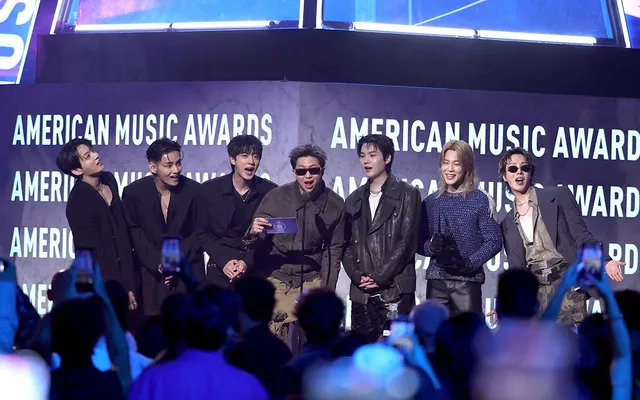 BTS chiến thắng 2 giải thưởng của AMAs 2026