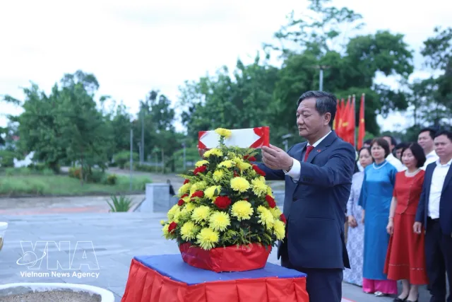 Journey tracing President Ho Chi Minh’s footsteps held in Laos - Ảnh 1.