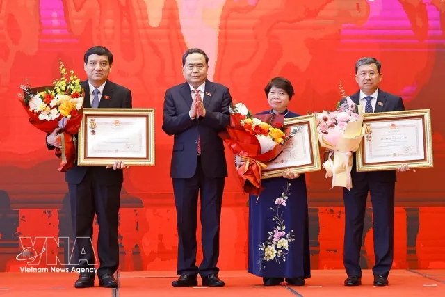 Top legislator calls for renewed legislative thinking, enhanced oversight effectiveness - Ảnh 1.