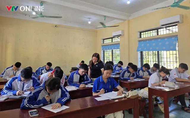 Học sinh lớp 12 Phú Thọ tích cực ôn luyện trước kỳ thi THPT