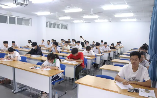 Giải đáp "nghi vấn" về đề thi Đánh giá năng lực đợt 2