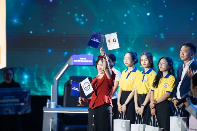 The Moneyverse 2026: Three Central Region Representatives Advance  to Quarter-finals - Ảnh 15.