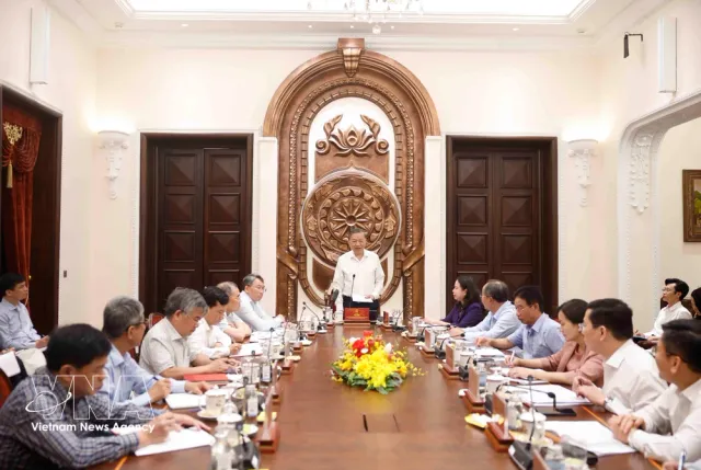 Top leader calls for overhaul of Presidential Offices operations and governance - Ảnh 1.