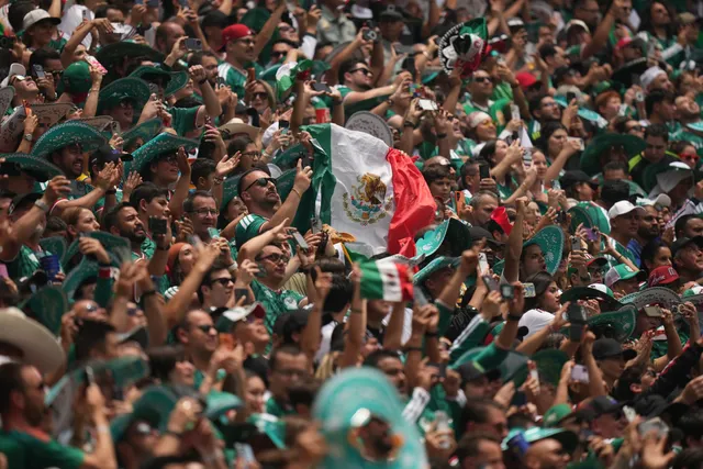 World Cup 2026™ khởi tranh: Mexico thắng thuyết phục, Gilberto Mora đi vào lịch sử- Ảnh 1. World Cup 2026™ khởi tranh: Mexico thắng thuyết phục, Gilberto Mora đi vào lịch sử- Ảnh 1.