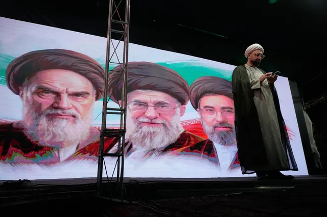 Iran công bố thời gian tổ chức lễ tang cố Lãnh tụ Tối cao Ali Khamenei - Ảnh 1. Iran công bố thời gian tổ chức lễ tang cố Lãnh tụ Tối cao Ali Khamenei - Ảnh 1.