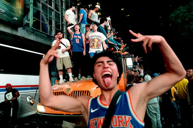 Mỹ: Người dân New York "đi bão" ăn mừng vô địch NBA giữa mùa FIFA World Cup 2026™- Ảnh 4.