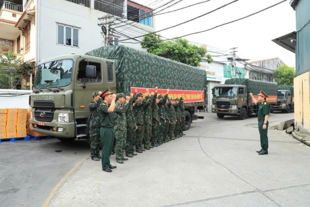 Border Guard High Command meets with rescue team ahead of mission in Venezuela - Ảnh 1.