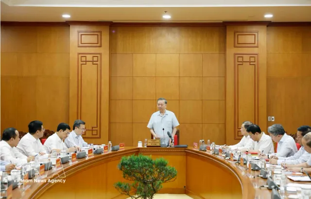 New mindset, vision necessary in marine development: Top leader - Ảnh 1.