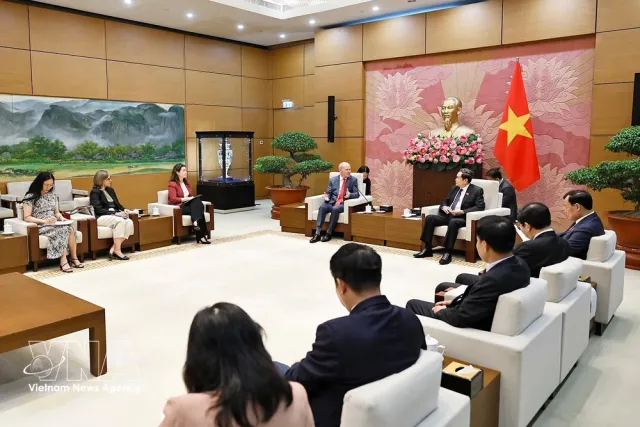 Vietnam, Canada seek to elevate comprehensive partnership - Ảnh 1.