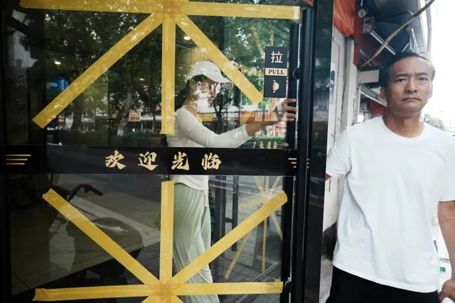 Bão BAVI đổ bộ hai lần liên tiếp vào Trung Quốc - Ảnh 1. Bão BAVI đổ bộ hai lần liên tiếp vào Trung Quốc - Ảnh 1.