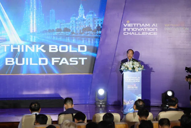 Hơn 300 đội thi, 48 giờ liên tục giải quyết 8 thách thức AI thực chiến - Ảnh 1.