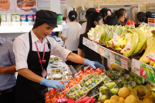 AEON Vietnam opens first MaxValu Supermarket in Ho Chi Minh City - Ảnh 2.