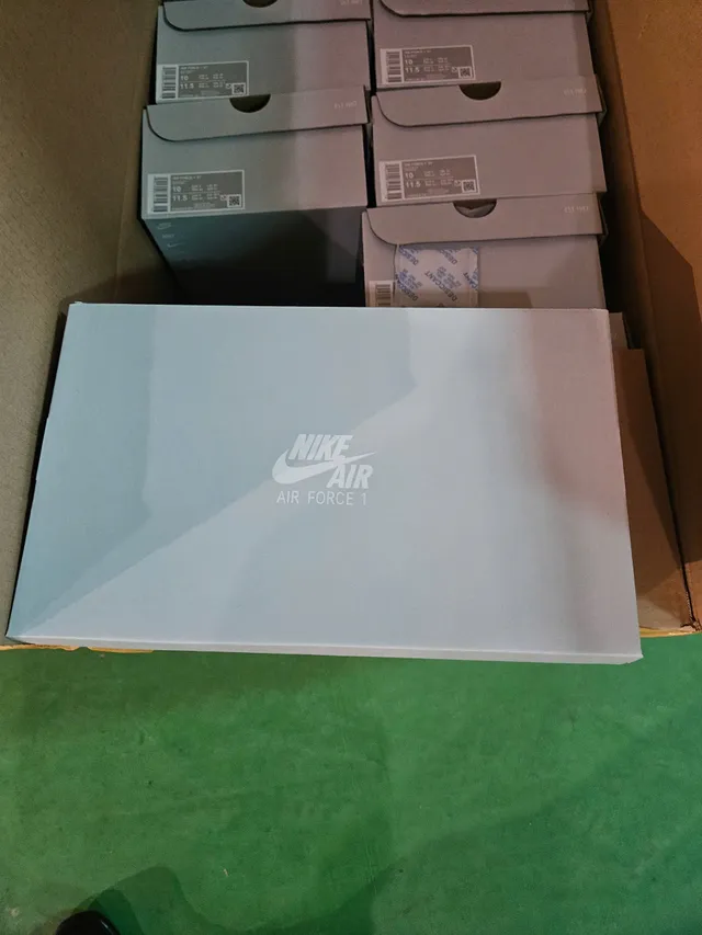 Phát hiện nhà máy sản xuất số lượng lớn giày giả mạo nhãn hiệu NIKE xuất khẩu vào Hoa Kỳ tại TP Hồ Chí Minh - Ảnh 3.