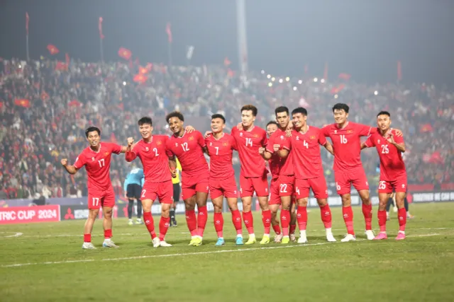 Lịch sử đối đầu Việt Nam - Singapore tại ASEAN Cup: 28 năm duy trì chuỗi bất bại
- Ảnh 1. Lịch sử đối đầu Việt Nam - Singapore tại ASEAN Cup: 28 năm duy trì chuỗi bất bại
- Ảnh 1.
