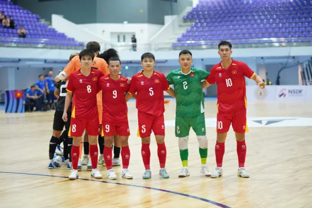 ĐT futsal Việt Nam có chiến thắng đầu tay tại giải giao hữu tại Thái Lan- Ảnh 1. ĐT futsal Việt Nam có chiến thắng đầu tay tại giải giao hữu tại Thái Lan- Ảnh 1.