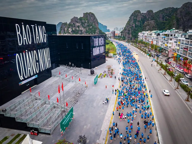 Chính thức công bố mùa giải 'Marathon Quốc tế Di sản Hạ Long 2026'
- Ảnh 1.