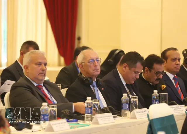 Vietnam expands honorary consul network to support development in new era - Ảnh 1.