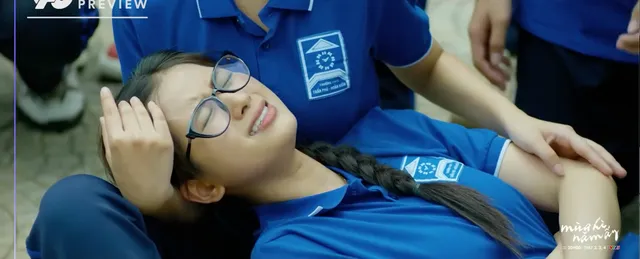 Mùa hè năm ấy - Tập 3: Khánh nhờ bố mẹ cho vay vàng giúp Phương - Ảnh 1.