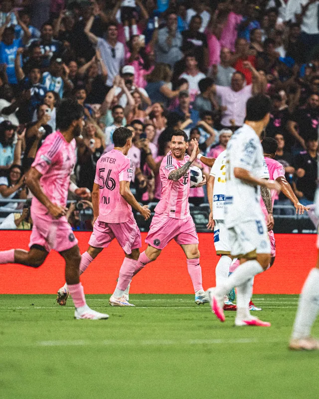 Messi lập cú đúp, Inter Miami ngược dòng thắng trận ra quân Leagues Cup 2026 - Ảnh 1. Messi lập cú đúp, Inter Miami ngược dòng thắng trận ra quân Leagues Cup 2026 - Ảnh 1.