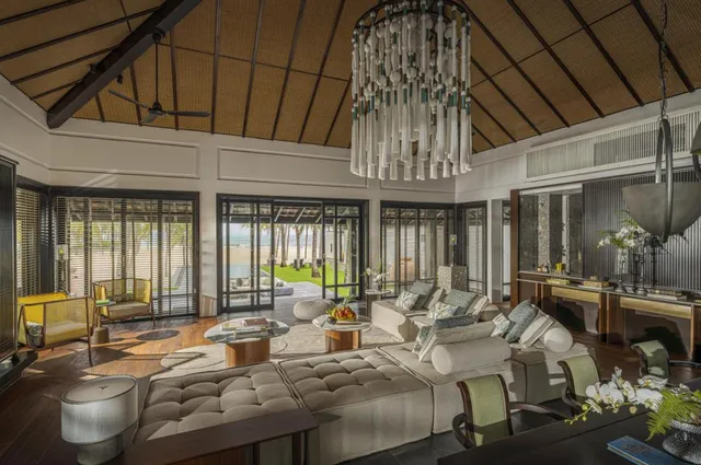 Unveiling the newly refurbished signature 3-bedroom pool villa - Ảnh 1.