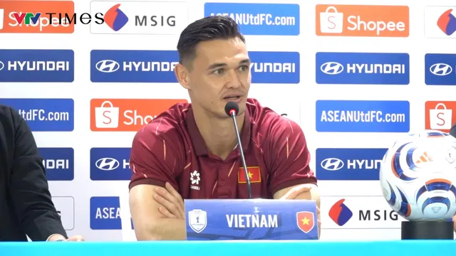 HLV Kim Sang Sik: “Ronaldo hay Messi cũng có thể bị Lê Giang Patrik cản phá”- Ảnh 3. HLV Kim Sang Sik: “Ronaldo hay Messi cũng có thể bị Lê Giang Patrik cản phá”- Ảnh 3.