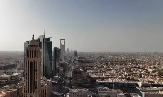 6 tháng xung đột Iran: Thiệt hại của các nước vùng Vịnh- Ảnh 1. 6 tháng xung đột Iran: Thiệt hại của các nước vùng Vịnh- Ảnh 1.