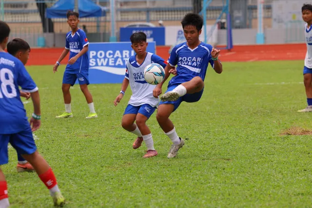 Hai tài năng trẻ sáng giá được HLV Đinh Hồng Vinh lựa chọn sang J-League 2 tập huấn- Ảnh 2.