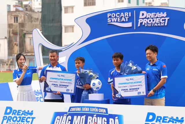 Hai tài năng trẻ sáng giá được HLV Đinh Hồng Vinh lựa chọn sang J-League 2 tập huấn- Ảnh 1.