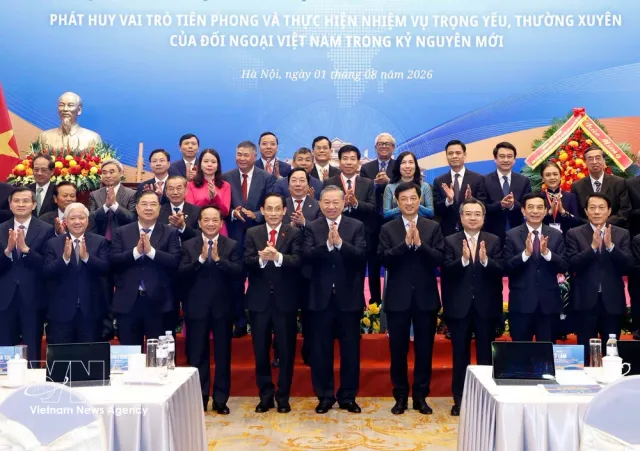 Foreign affairs must play pioneering role, provide sound advice, take prompt action: Top leader - Ảnh 1.