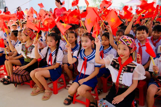 Hơn 26 triệu học sinh, sinh viên cả nước rộn ràng khai giảng năm học mới 2026-2027 - Ảnh 1.