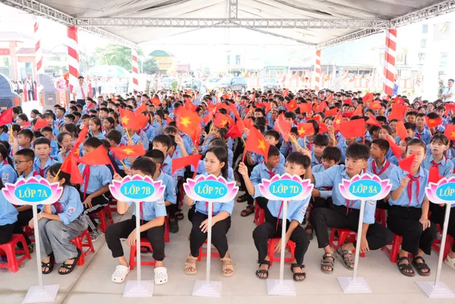 Hơn 26 triệu học sinh, sinh viên cả nước rộn ràng khai giảng năm học mới 2026-2027 - Ảnh 2.