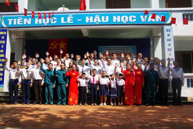 Hơn 26 triệu học sinh, sinh viên cả nước rộn ràng khai giảng năm học mới 2026-2027 - Ảnh 4.