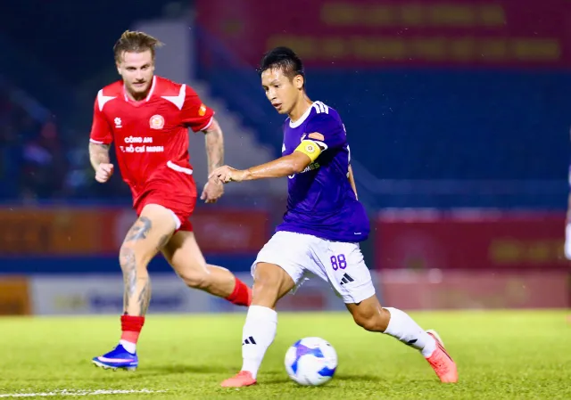 HLV Harry Kewell chỉ ra khác biệt khiến Hà Nội FC thất bại trước Công an TP Hồ Chí Minh- Ảnh 2. HLV Harry Kewell chỉ ra khác biệt khiến Hà Nội FC thất bại trước Công an TP Hồ Chí Minh- Ảnh 2.