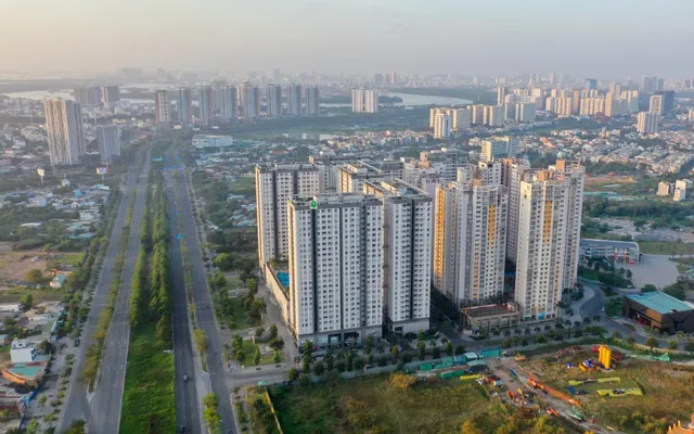Chung cư hết niên hạn: Người dân vẫn được bảo đảm quyền tài sản - Ảnh 2.